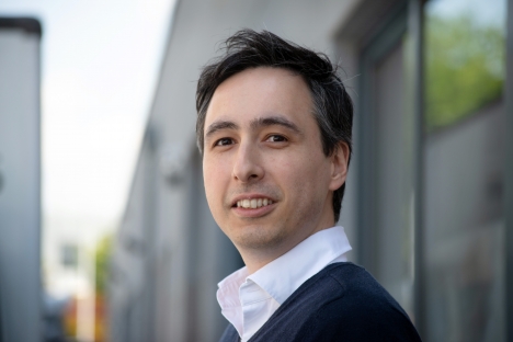 Lyght Living Furniture Leasing will Kunden vom Möbelmieten überzeugen -